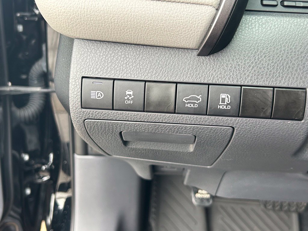 Used 2024 Toyota Camry LE FWD image 26