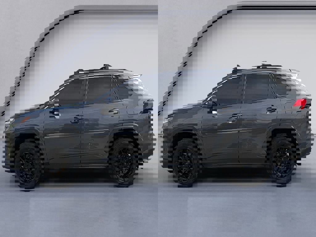 Used 2023 Toyota RAV4 XLE image 2