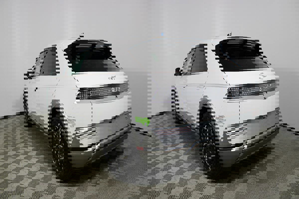 Used 2023 Hyundai Ioniq 5 Limited image 37