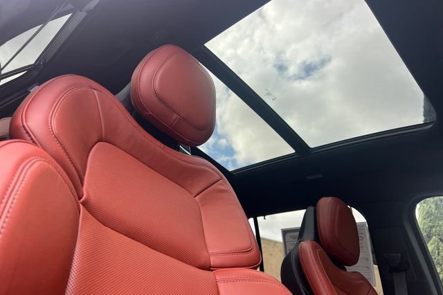 Used 2025 Lincoln Aviator Reserve w/ Equipment Group 201A image 16