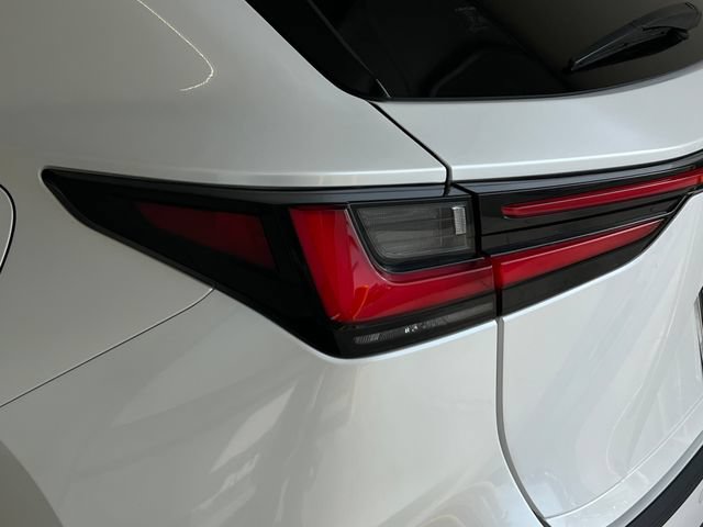 Used 2024 Lexus NX 450h+ AWD w/ Vision Package image 17