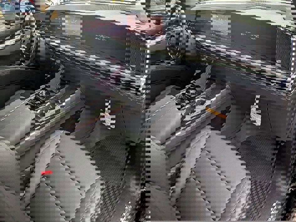 New 2026 Cadillac Escalade 4WD image 31