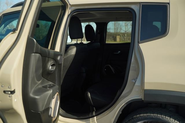 Used 2016 Jeep Renegade 75th Anniversary image 14