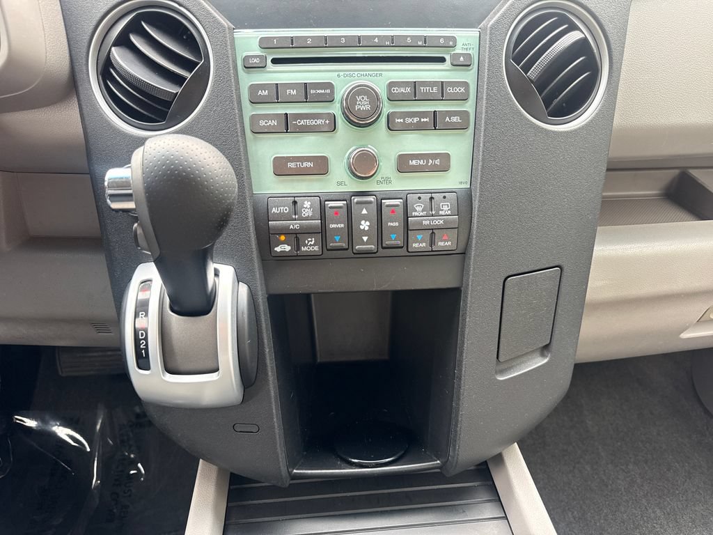 Used 2011 Honda Pilot EX image 24
