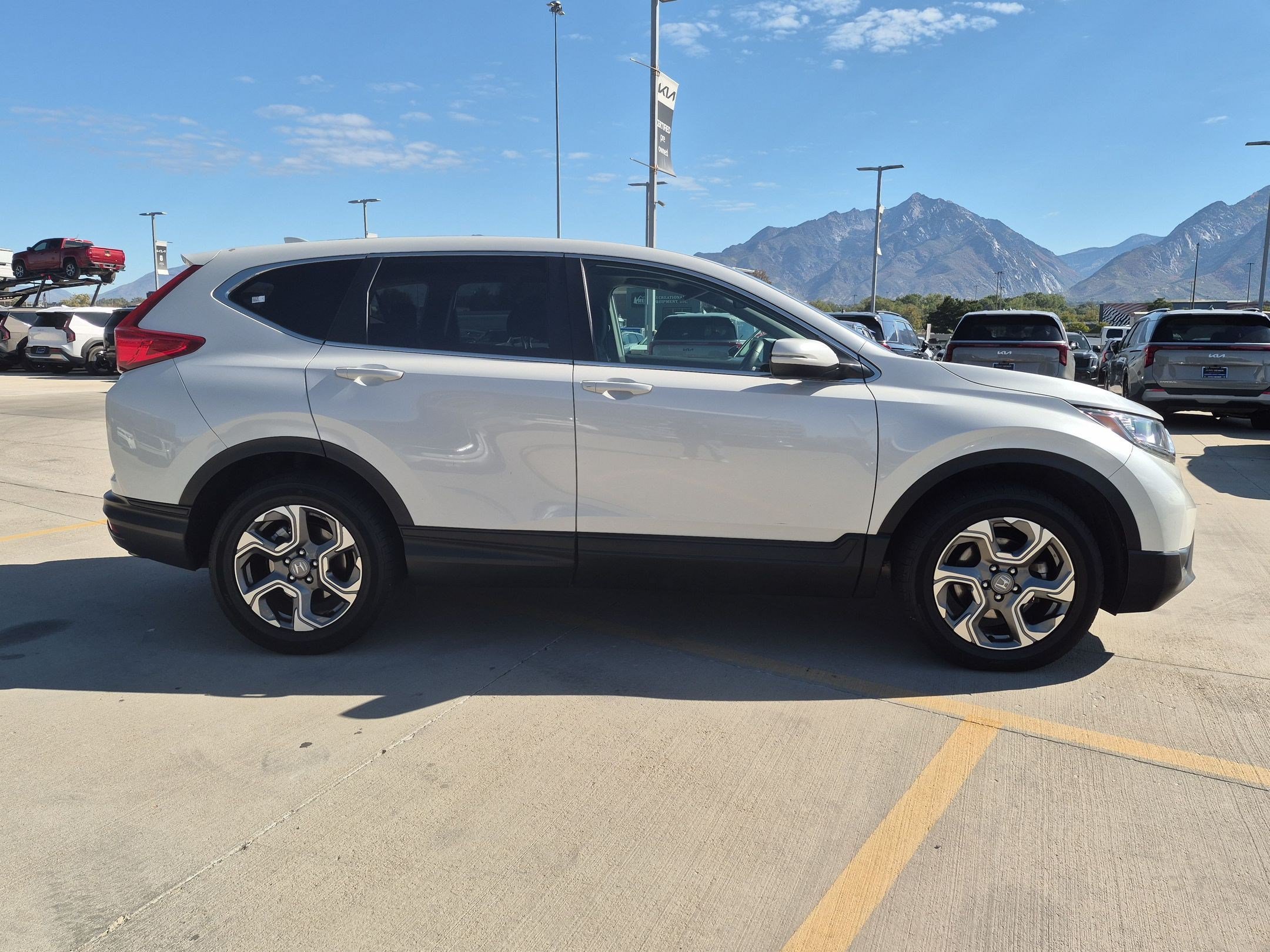 Used 2019 Honda CR-V EX image 7