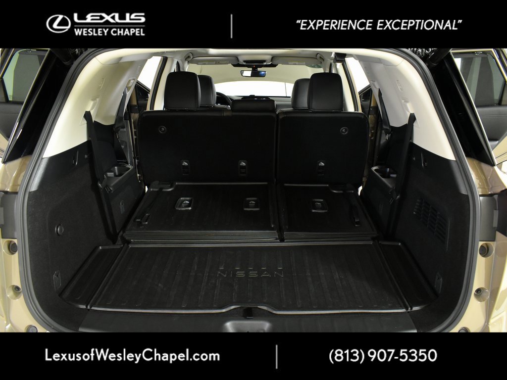 Used 2025 Nissan Pathfinder Platinum w/ Cargo Package image 17