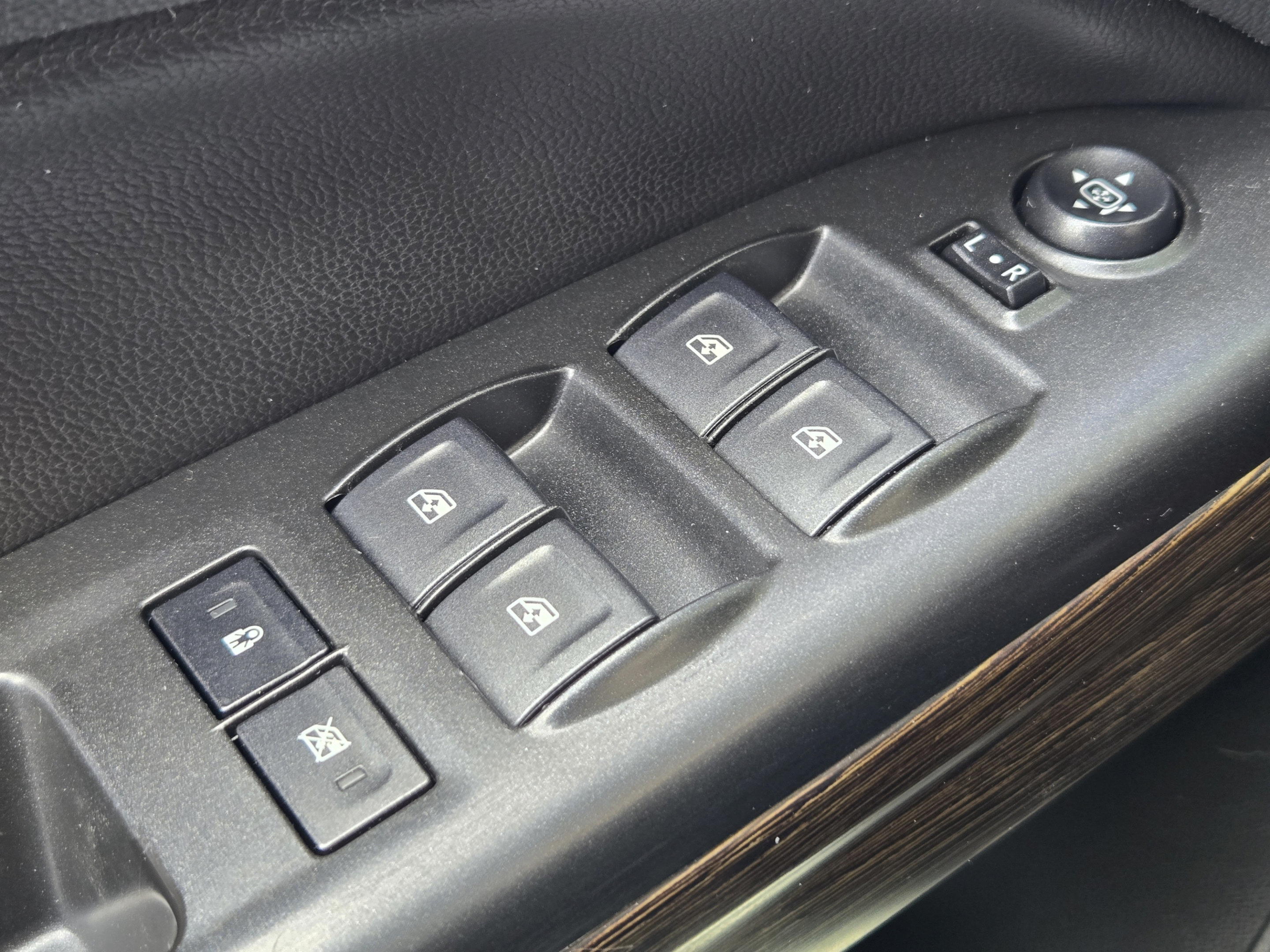 Used 2018 GMC Canyon Denali AWD/4WD image 23