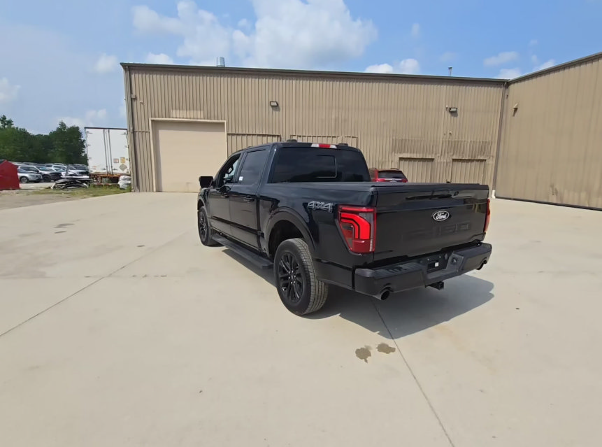 Used 2024 Ford F150 Lariat w/ Equipment Group 502A High AWD/4WD image 4