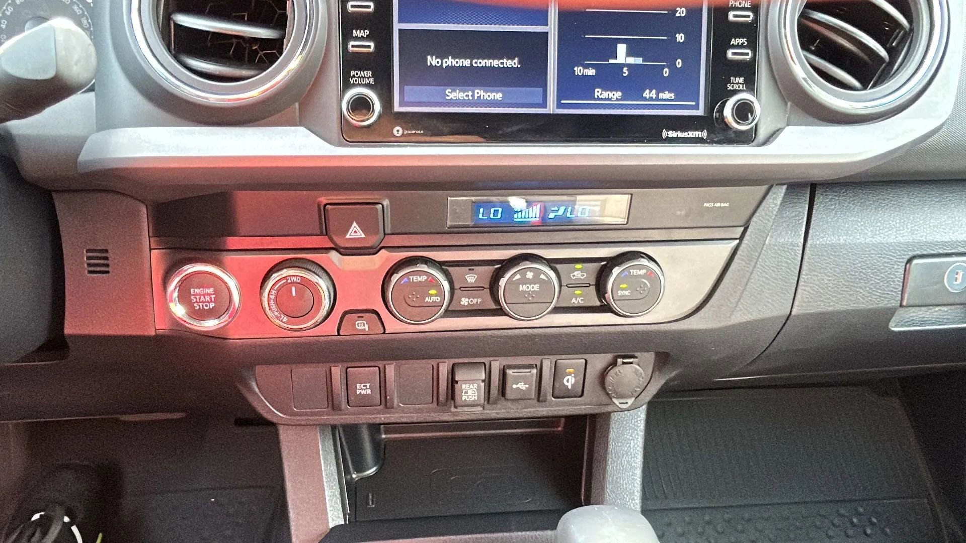 Used 2023 Toyota Tacoma TRD Off-Road image 24