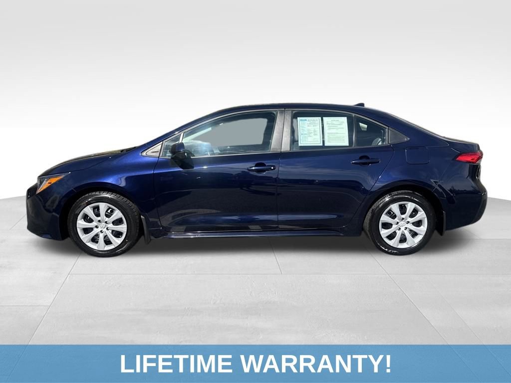 Used 2025 Toyota Corolla LE image 4