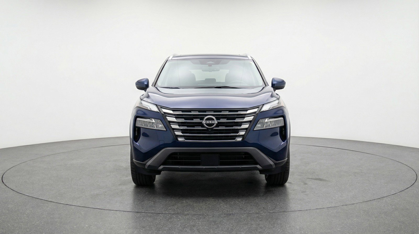 Used 2025 Nissan Rogue SV image 2