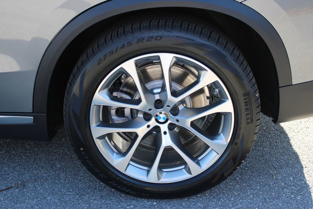 New 2026 BMW X5 xDrive50e w/ Climate Comfort Package image 36