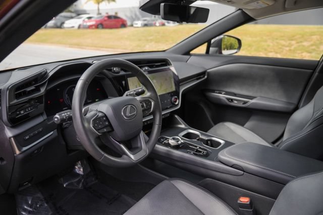 Used 2024 Lexus RZ 450e Premium w/ Technology Package AWD/4WD image 17