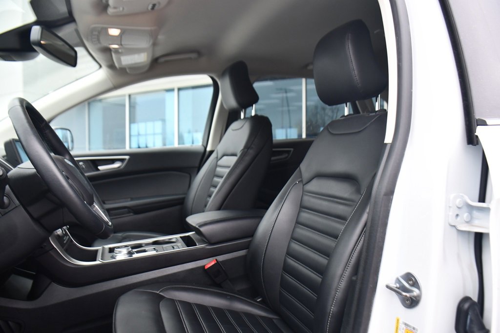 Used 2024 Ford Edge SEL w/ Convenience Package image 13