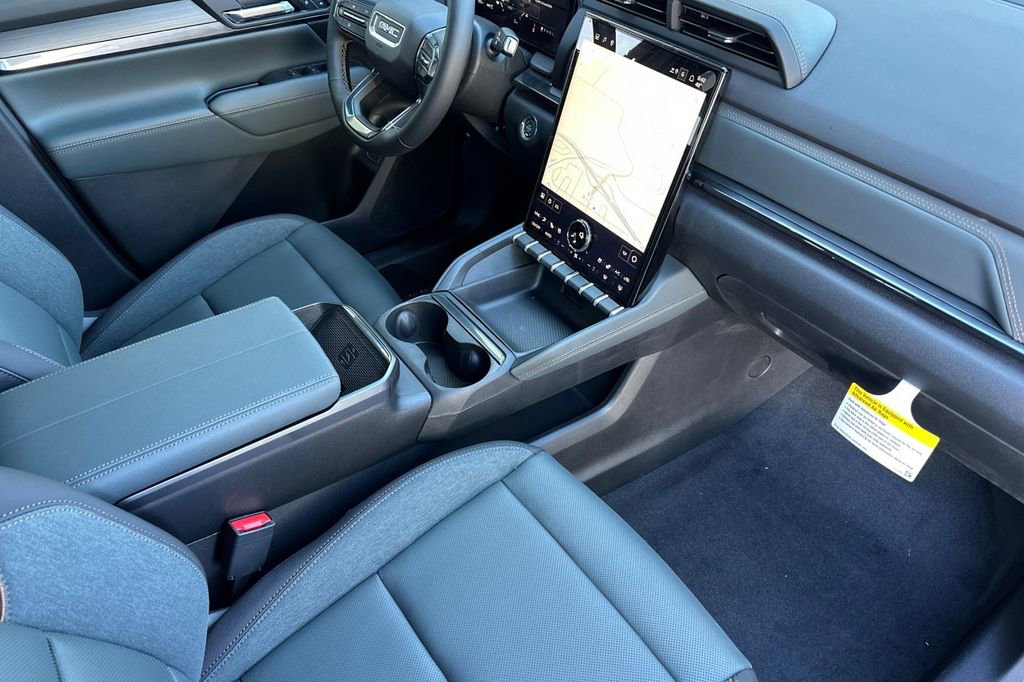 New 2026 GMC Terrain AT4 AWD/4WD image 16