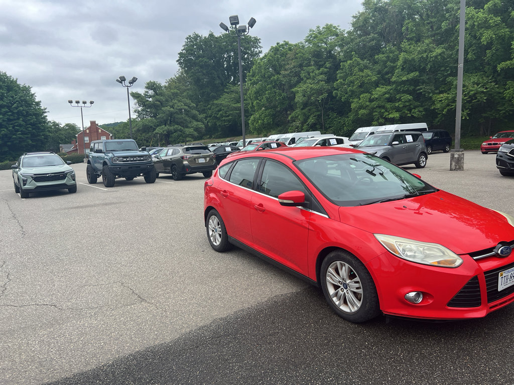 Used 2012 Ford Focus SEL FWD image 3
