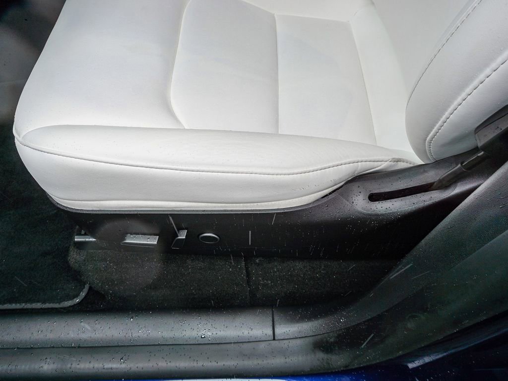 Used 2022 Tesla Model Y Performance image 18