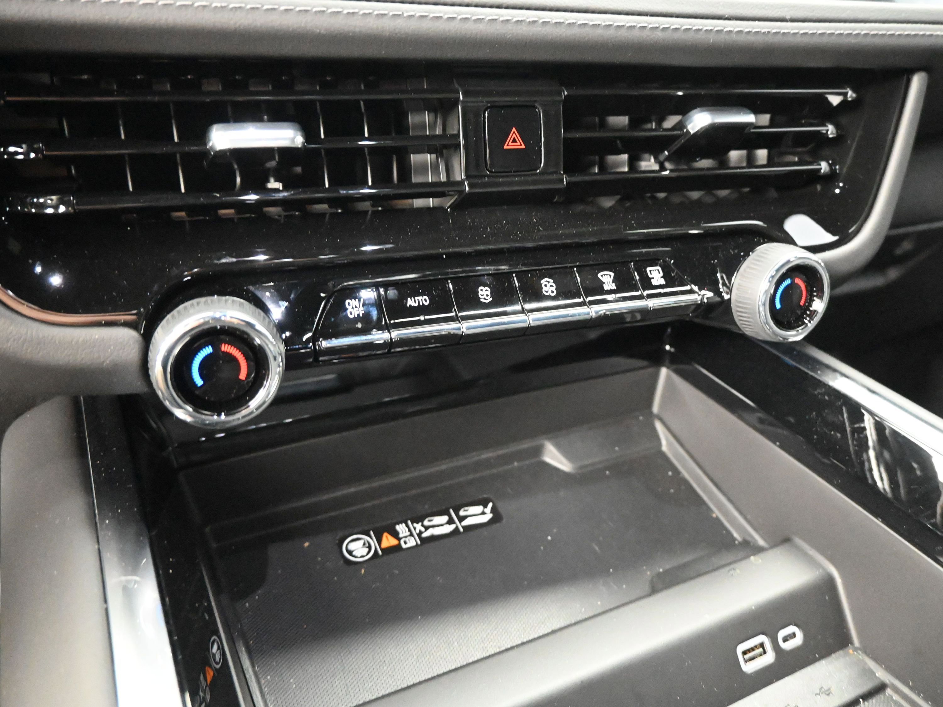 Used 2026 Chevrolet Tahoe Z71 w/ Comfort Package image 14