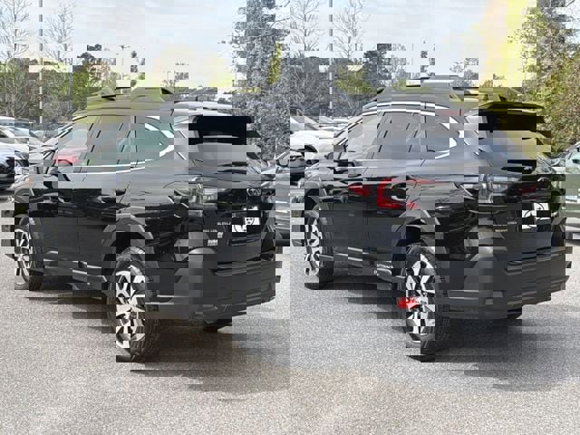 Certified 2025 Subaru Outback Premium image 5