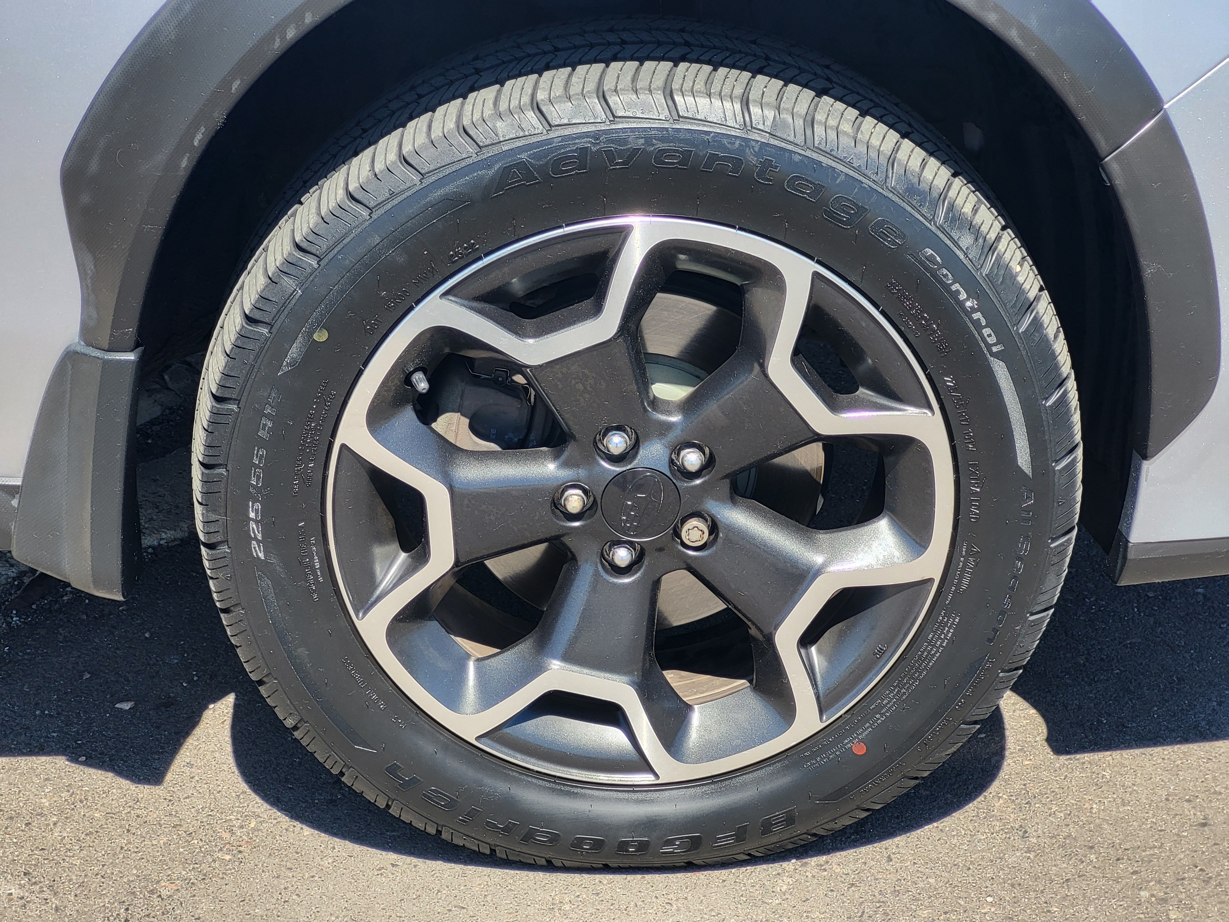 Used 2014 Subaru Crosstrek 2.0i Limited AWD/4WD image 8