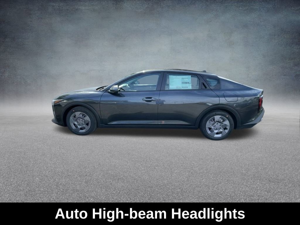 Used 2025 Kia K4 LX image 14