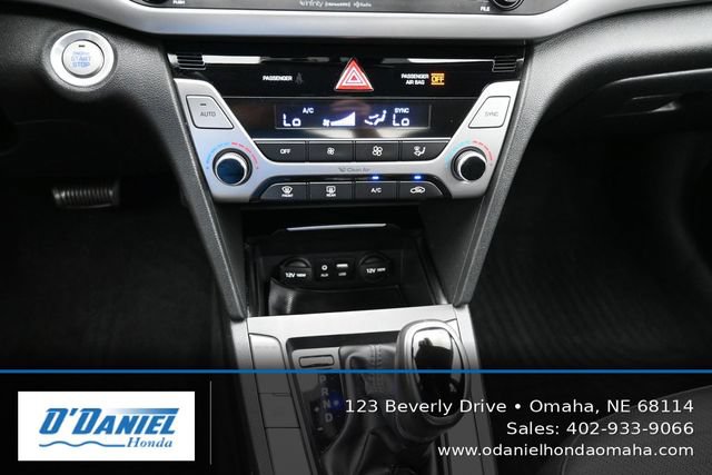 Used 2017 Hyundai Elantra Limited w/ Limited Ultimate Package 09 FWD image 32