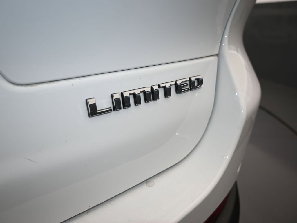 Used 2021 Jeep Grand Cherokee L Limited w/ Luxury Tech Group II image 54