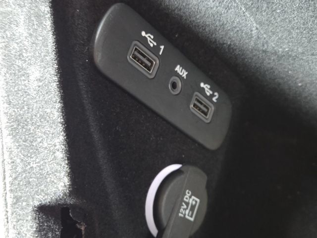 Used 2023 Dodge Challenger R/T RWD image 6
