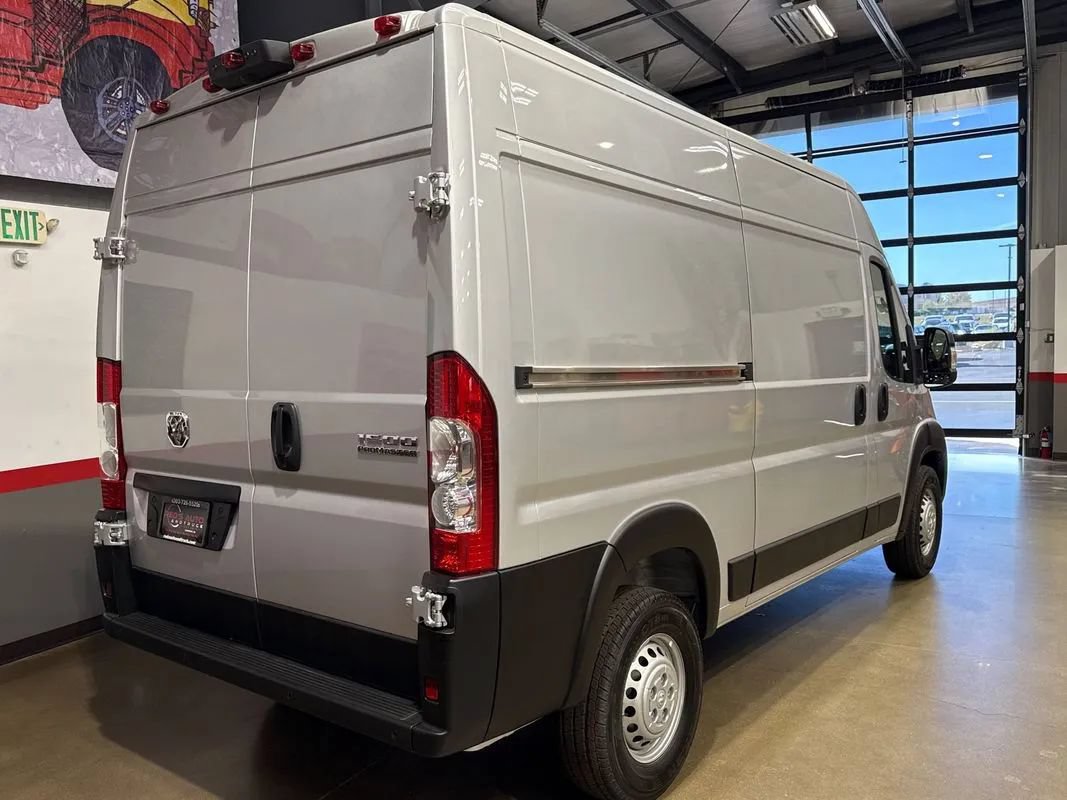 Used 2026 RAM ProMaster 1500 w/ Safety Group FWD image 5