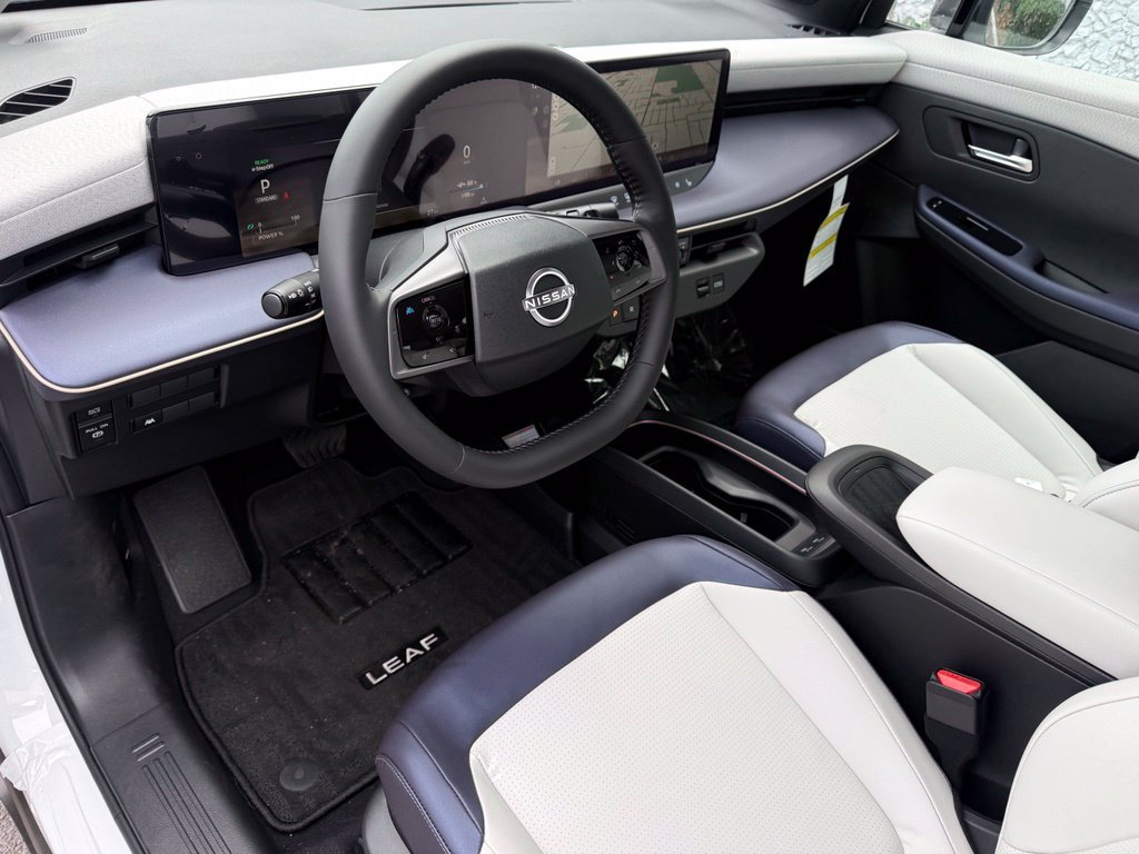 New 2026 Nissan Leaf SV Plus w/ Floor Mat Package (SV+) FWD image 12