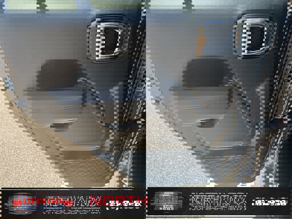 New 2025 Jeep Gladiator Sport image 11