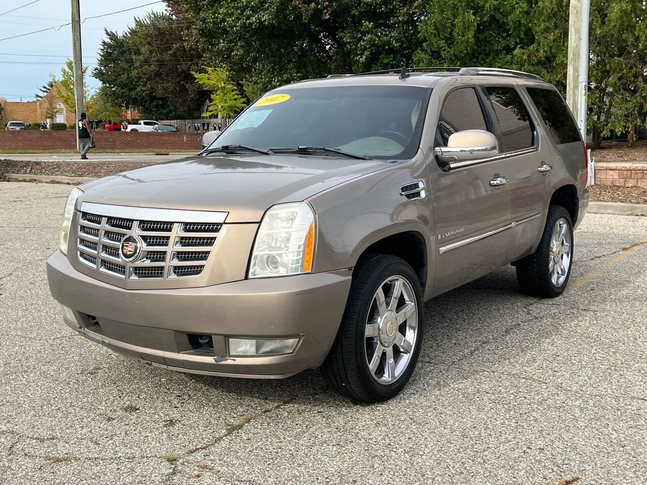 Used 2007 Cadillac Escalade AWD w/ Climate Package image 11