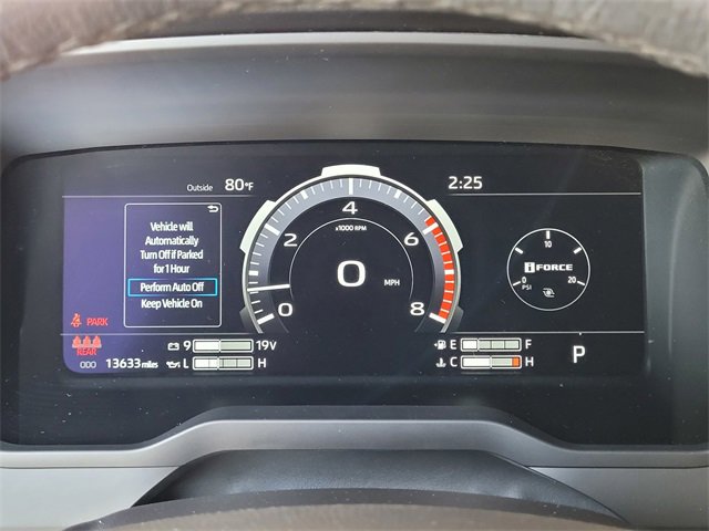 Used 2025 Toyota Tundra Limited image 27