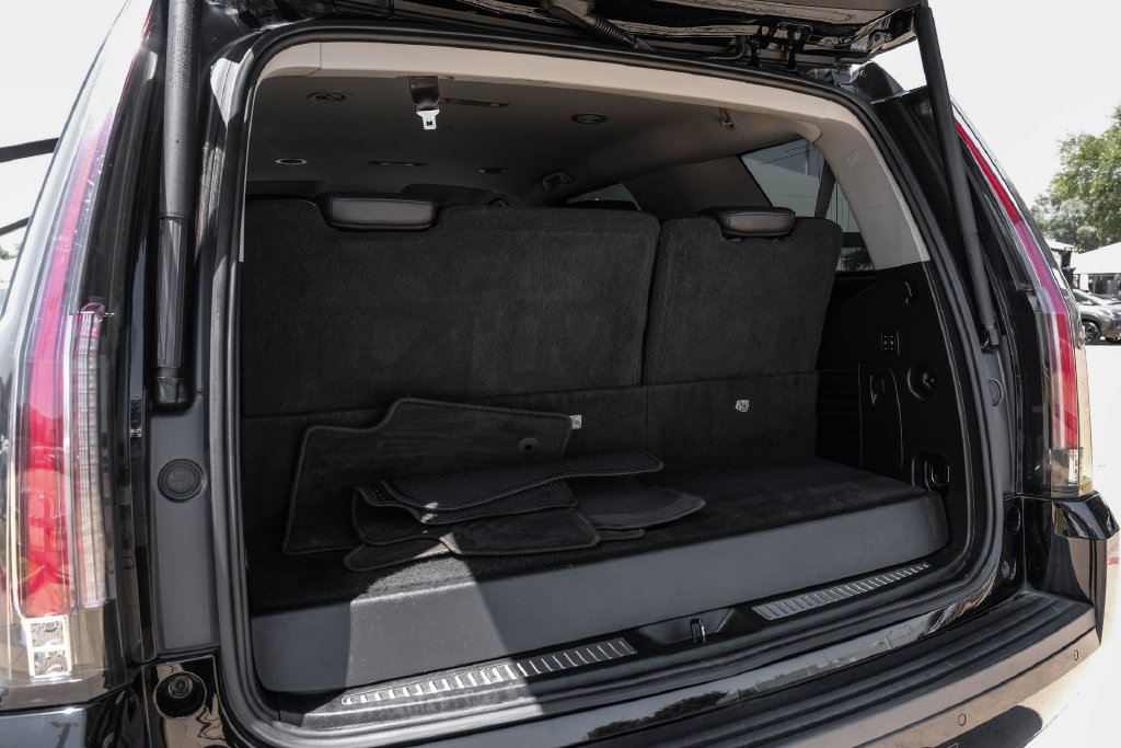 Used 2020 Cadillac Escalade 2WD image 60