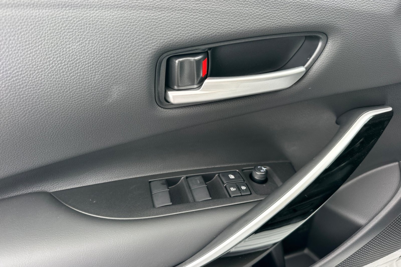 New 2027 Toyota Corolla XSE FWD image 10