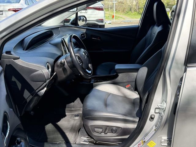 Used 2022 Toyota Prius Prime XLE FWD image 10