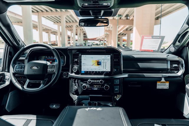 New 2025 Ford F150 Lariat w/ Equipment Group 502A High image 39