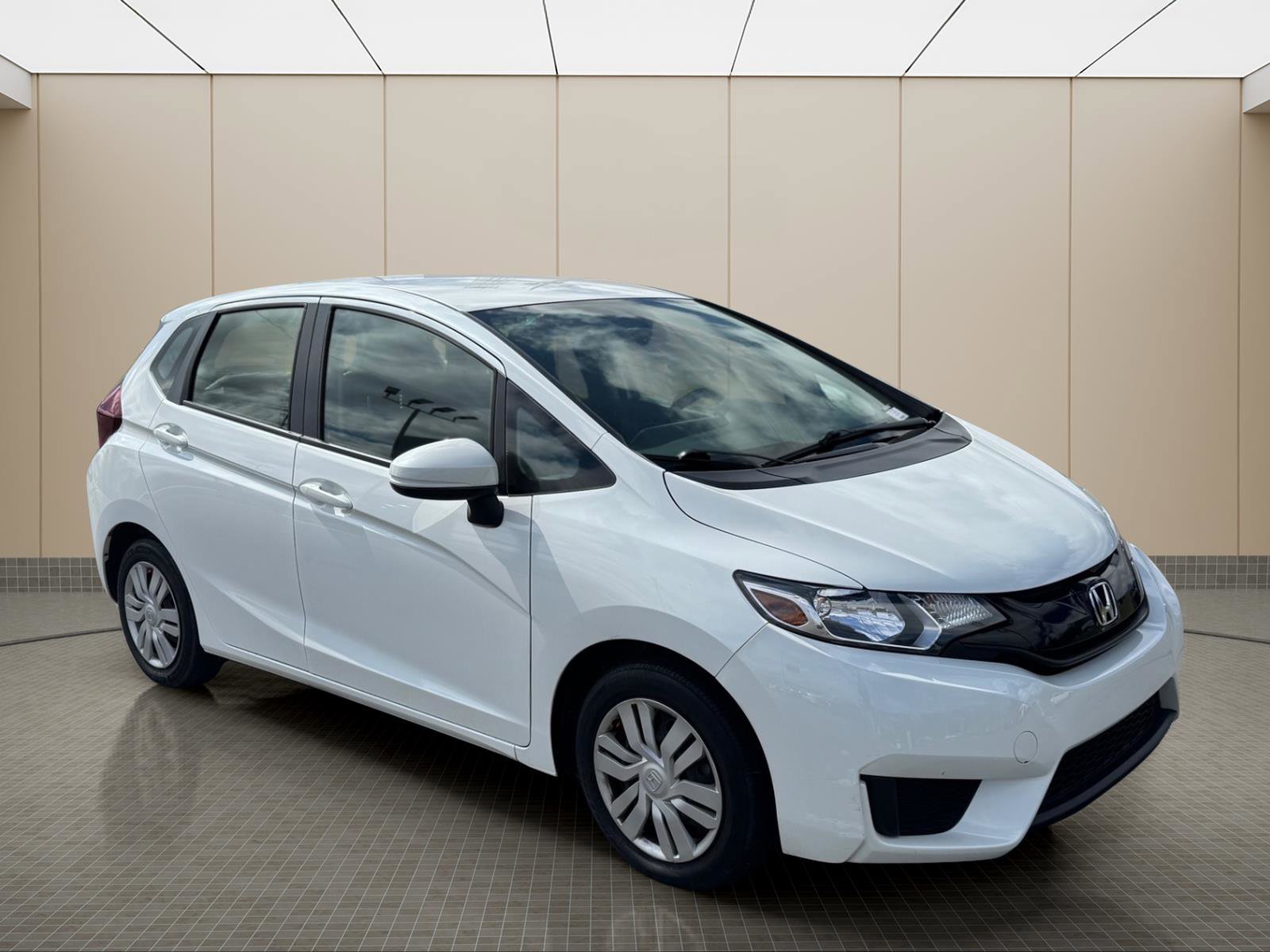 Used 2016 Honda Fit LX image 2