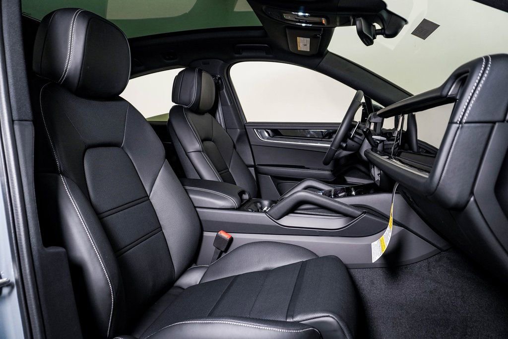 New 2026 Porsche Cayenne S image 15