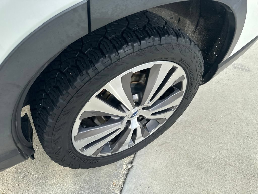 Used 2022 Subaru Ascent Limited AWD/4WD image 40