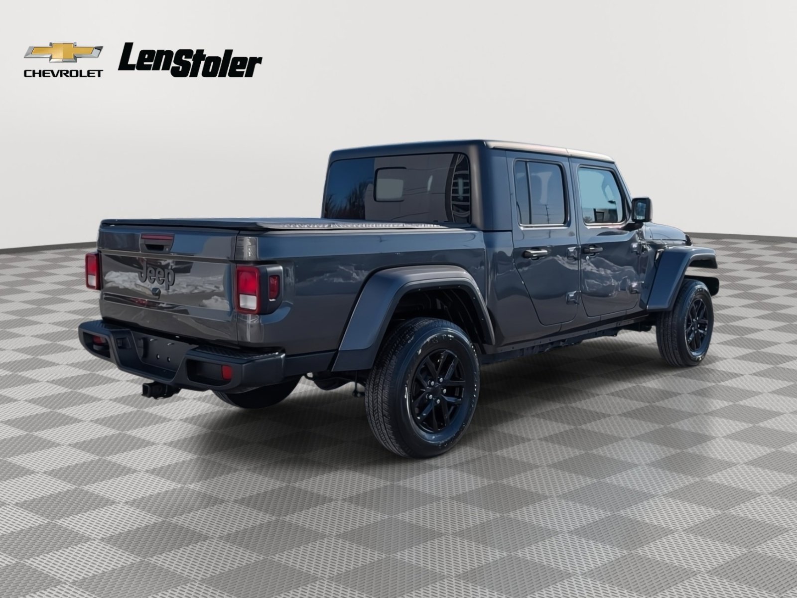 Used 2023 Jeep Gladiator Sport image 5