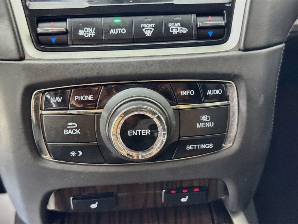 Used 2014 Acura RLX w/ Technology Package FWD image 19