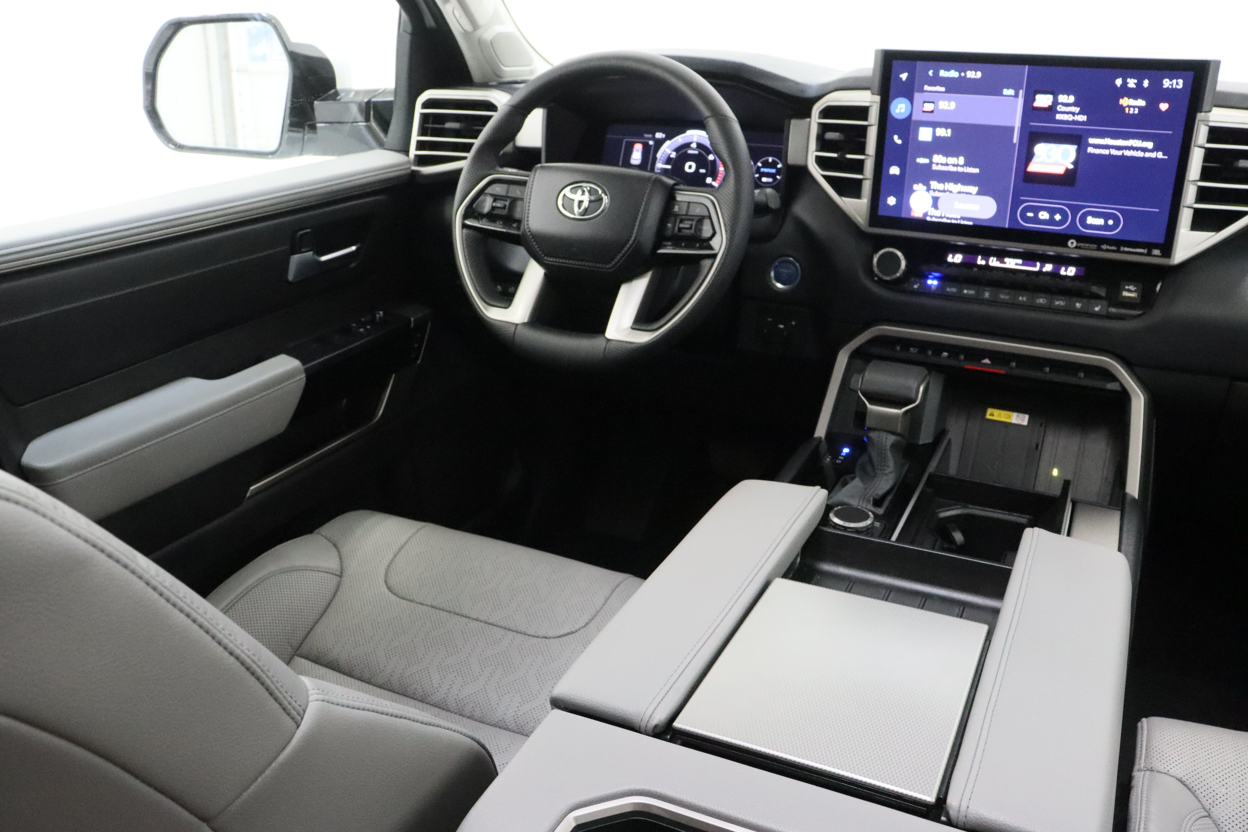Certified 2024 Toyota Sequoia Limited AWD/4WD image 34