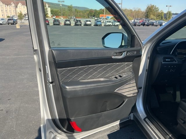 Used 2022 Hyundai Palisade Calligraphy w/ Cargo Package image 9