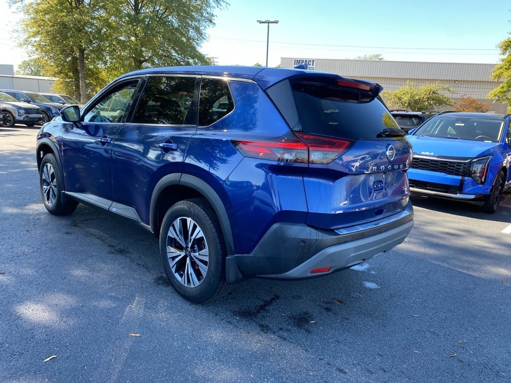 Used 2021 Nissan Rogue SV image 5