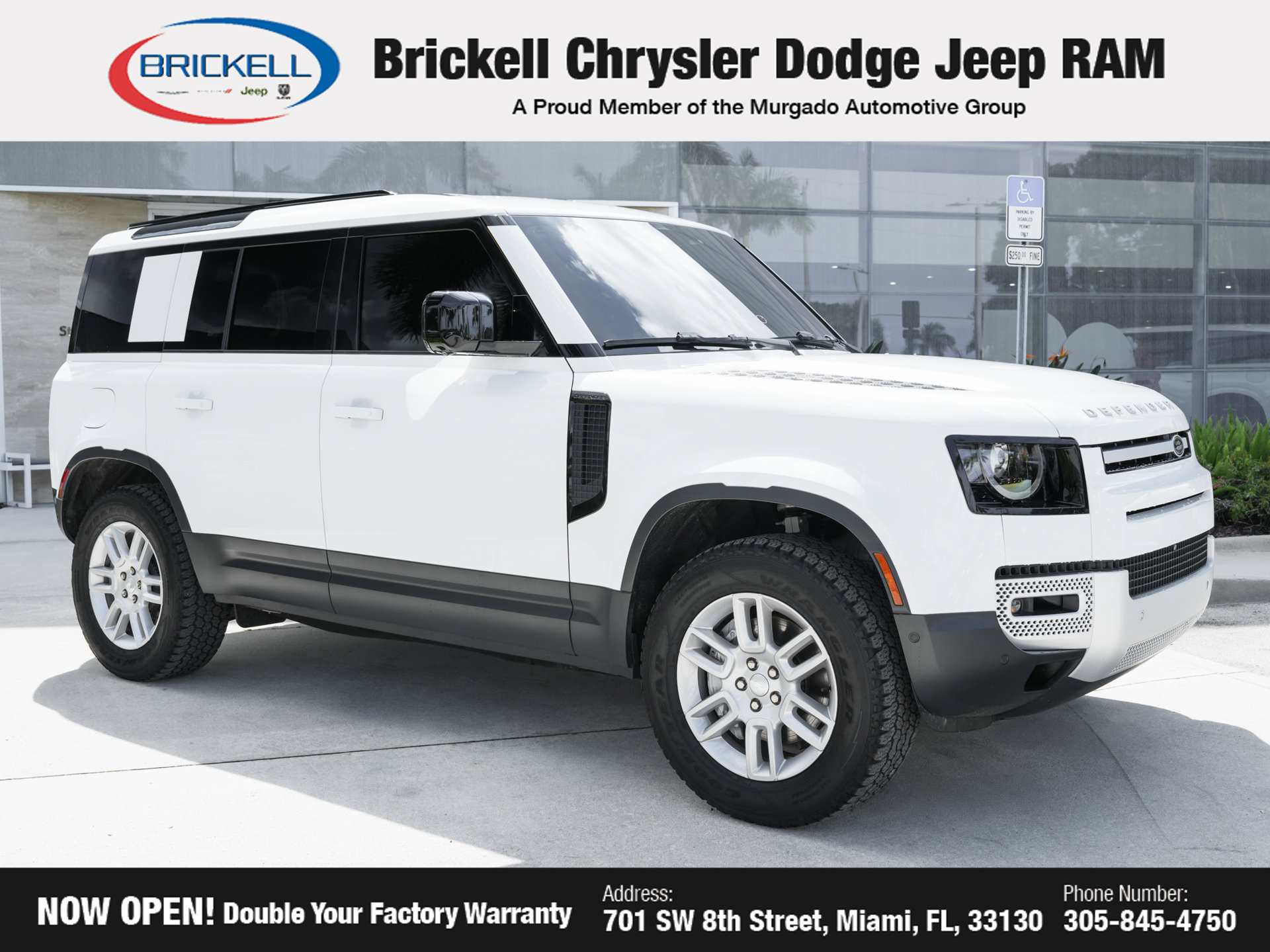 Used 2025 Land Rover Defender 110 S AWD/4WD image 3
