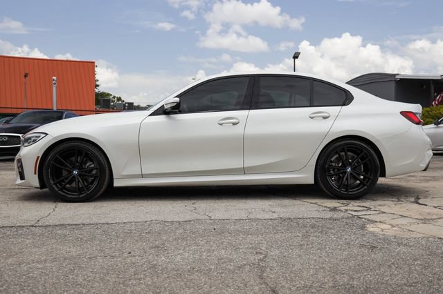 Used 2021 BMW 330i Sedan w/ M Sport Package RWD image 3