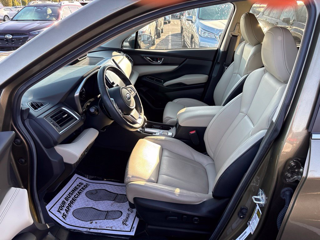 Used 2024 Subaru Ascent Limited w/ Technology Package AWD/4WD image 9