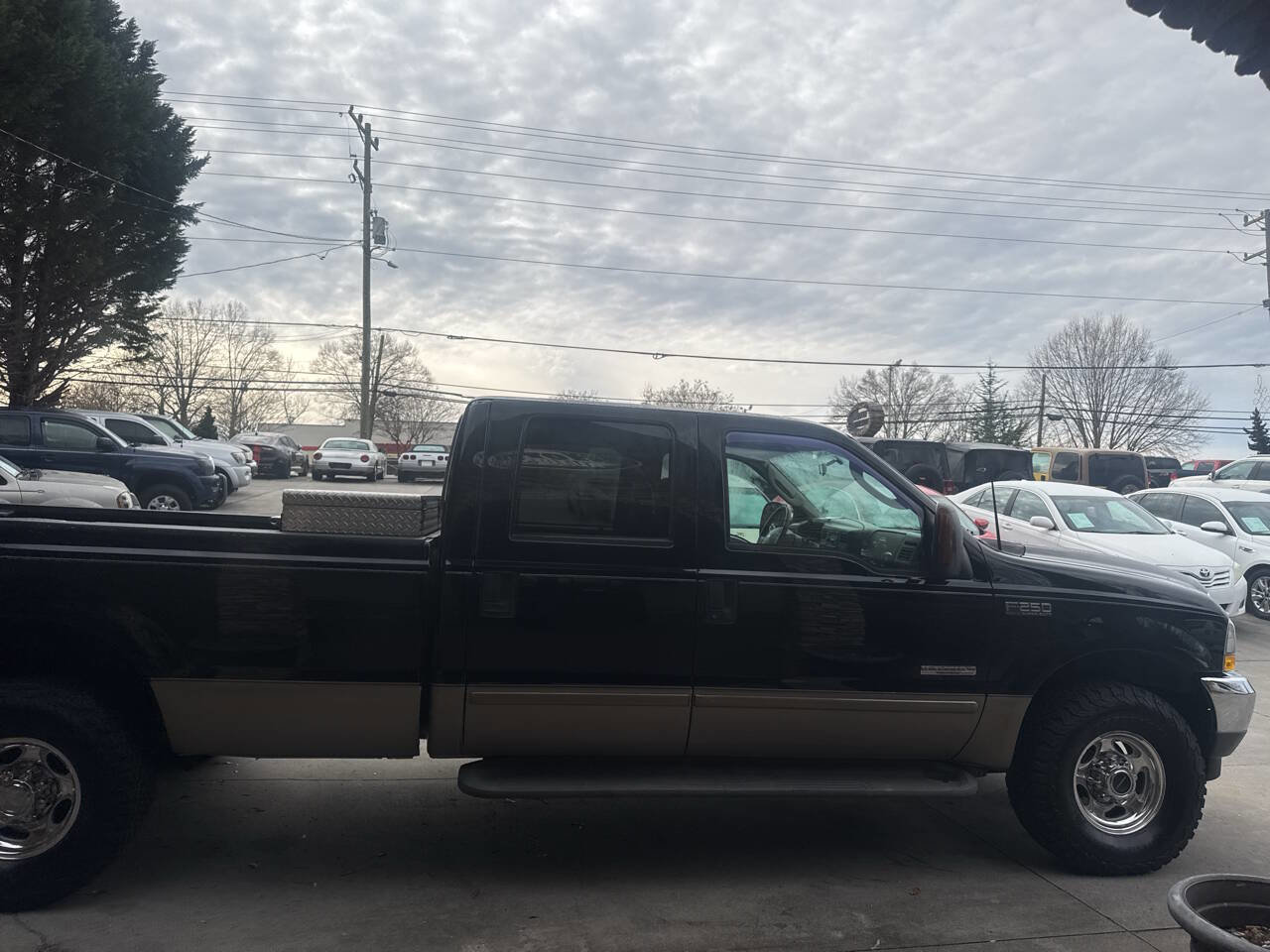 Used 2003 Ford F250 XL image 6