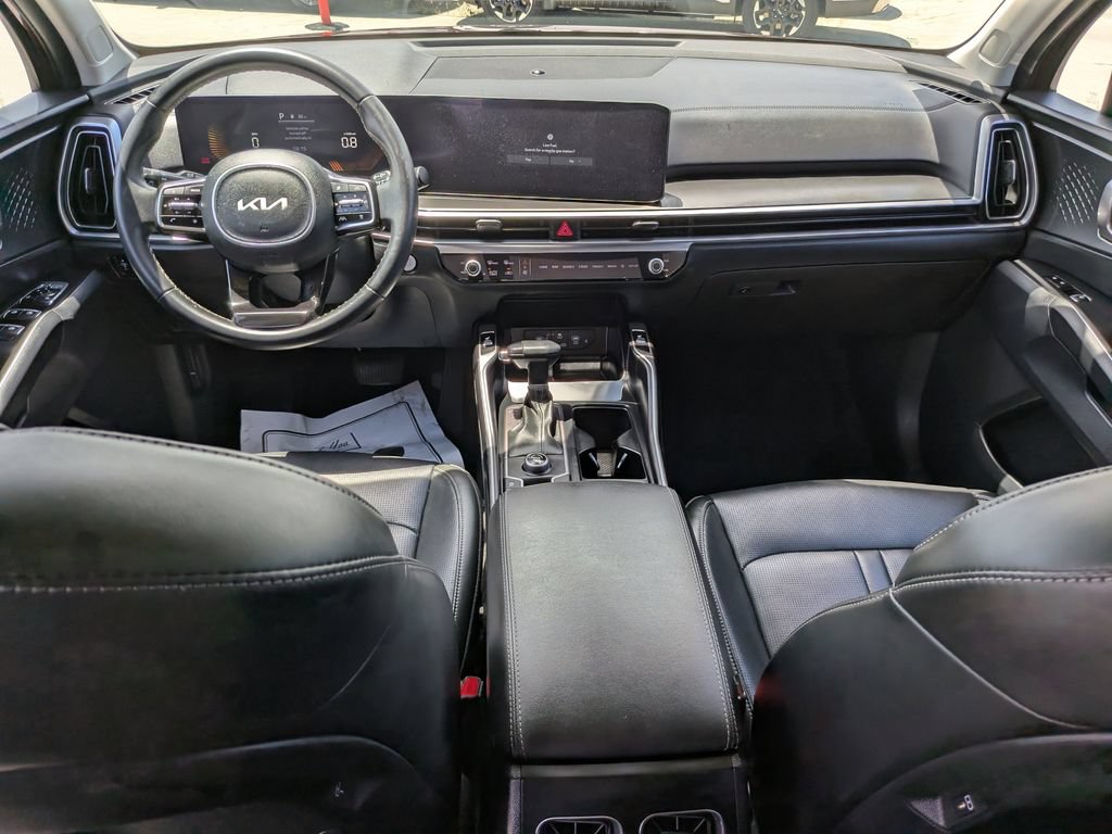 Certified 2024 Kia Sorento S w/ Panoramic Sunroof Package FWD image 14